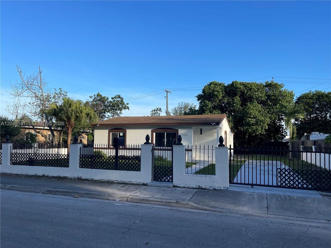 Building Photo - 1310 Sharazad Blvd