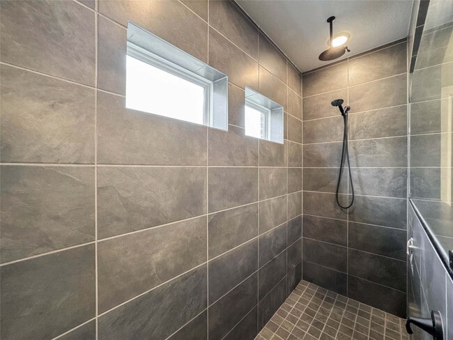 Building Photo - 9718 Starry Night Ln