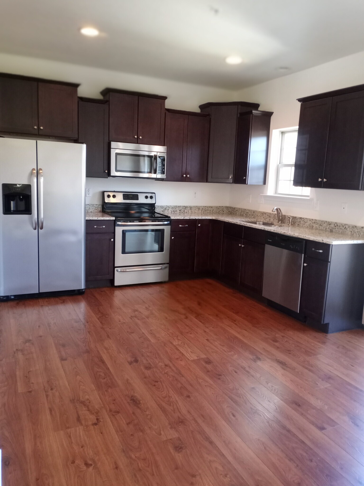 Building Photo - 78 Katelyn Dr