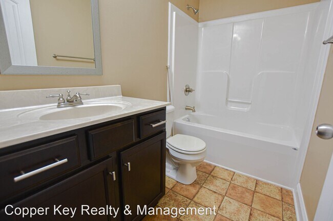 Building Photo - 3 br, 2 bath House - 979 Guinevere Court