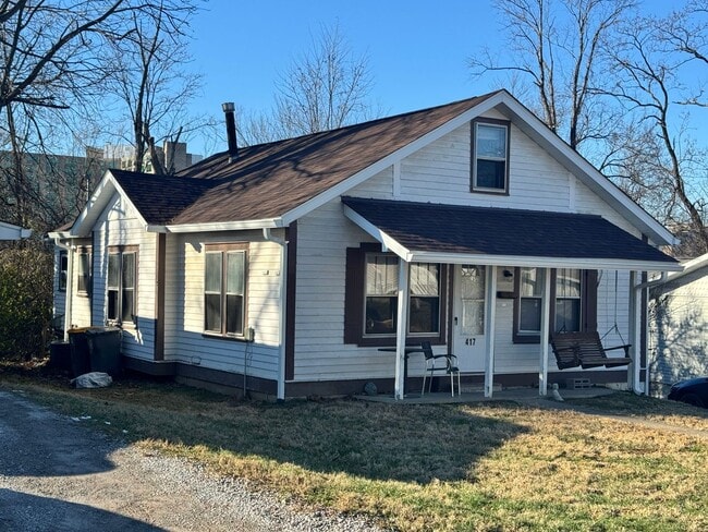 Building Photo - PRICE REDUCTION 4 BDRM Available August, 2026.  Monthly rent $2,400.00