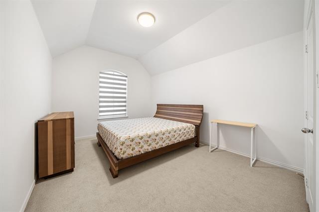 Building Photo - 8213 Legacy Oak Dr