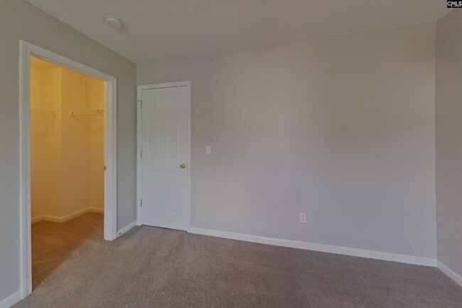 Building Photo - 153 Cottage Lake Way