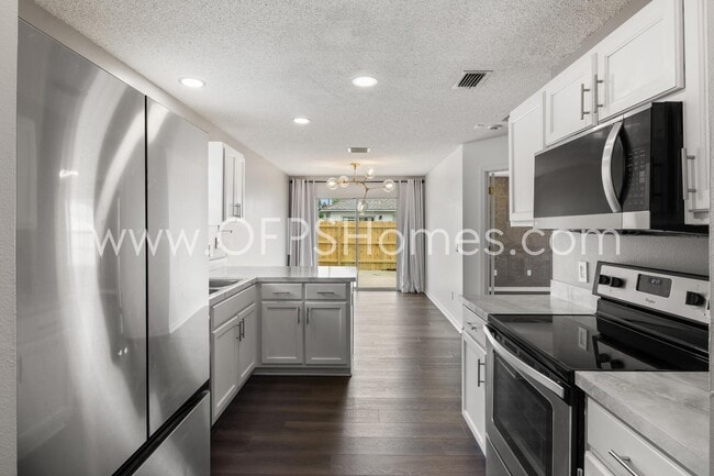 Building Photo - 1845 Brick Cir