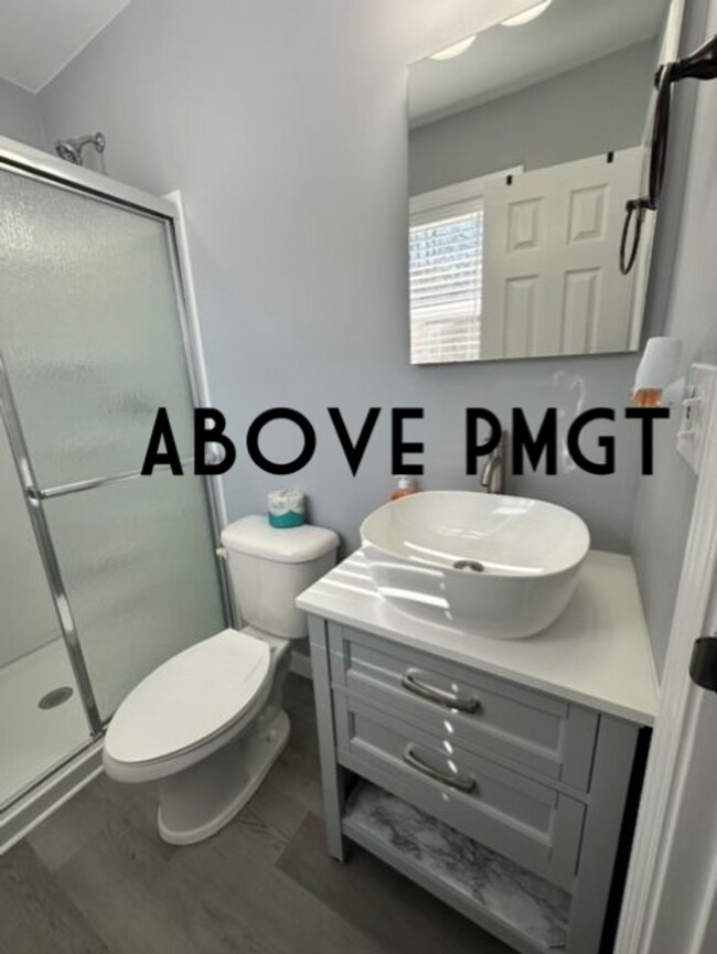 Building Photo - In Greer completely Renovated 3 bedroom - 2 bathroom Home