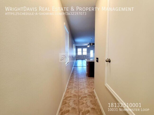 Building Photo - 10031 Newminster Loop