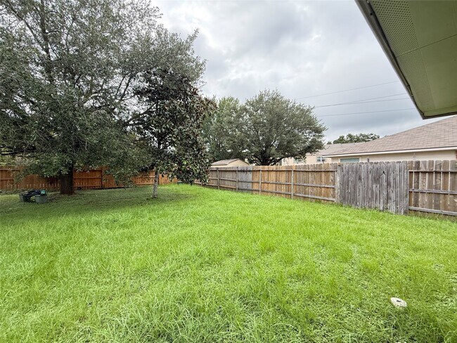 Building Photo - 6311 Rumford Ln