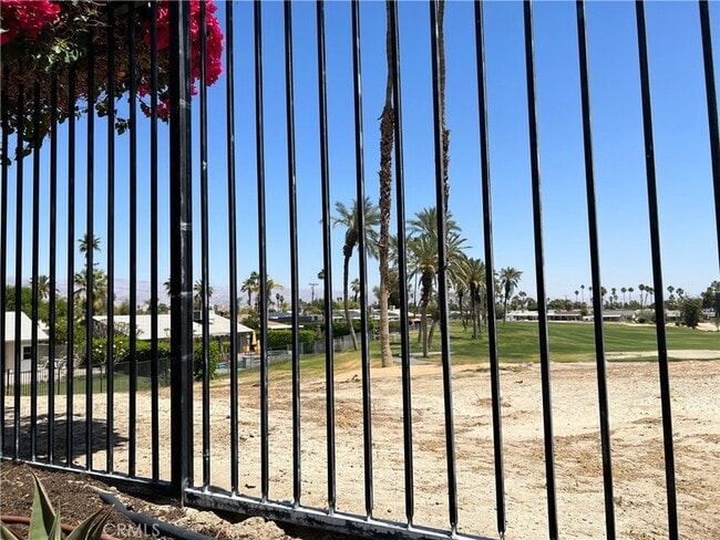 Building Photo - 77184 California Dr