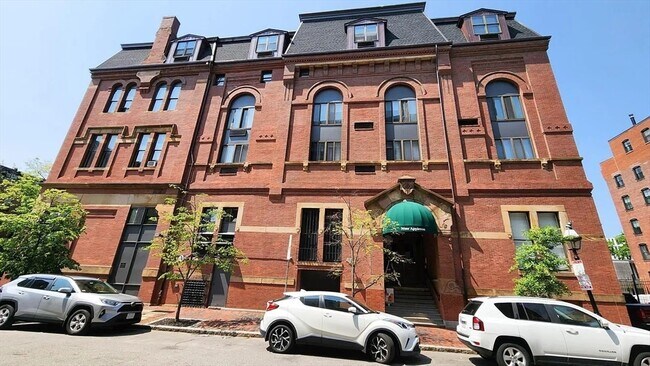 Building Photo - 9 Appleton St