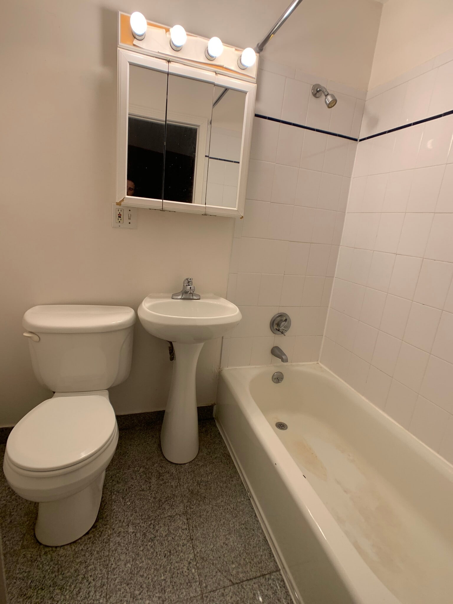 Building Photo - 22 Chiswick Rd