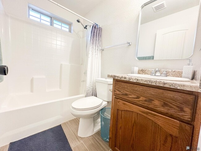 Building Photo - 28810 Arizona Ave