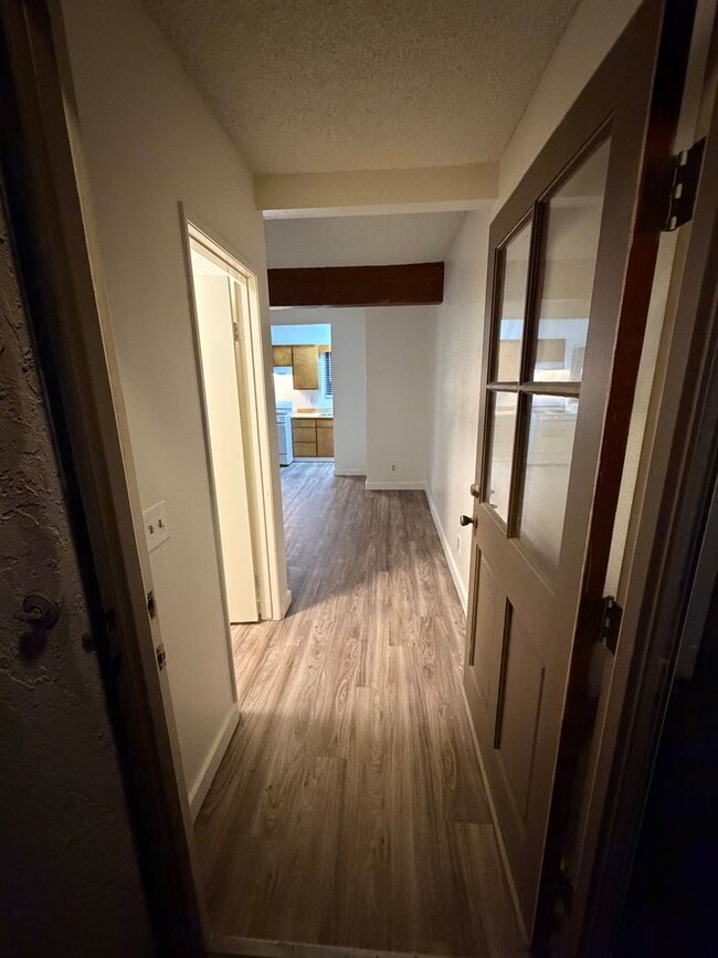 Building Photo - 339