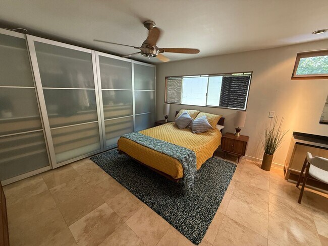 Building Photo - Mid-Century Modern 3-Bedroom Home with Pri...