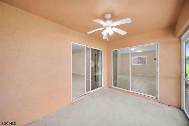 Building Photo - 3738 Santa Barbara Blvd