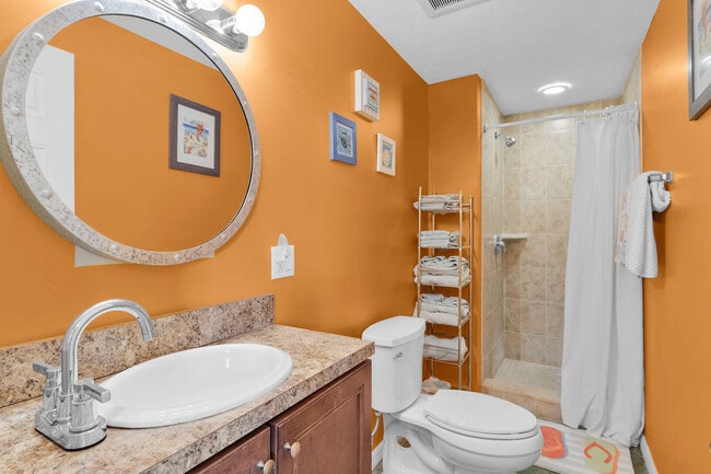 Building Photo - 21 Poinciana Dr