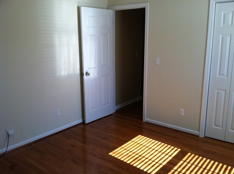 bedroom 2 - 45 Harper Meadow Way