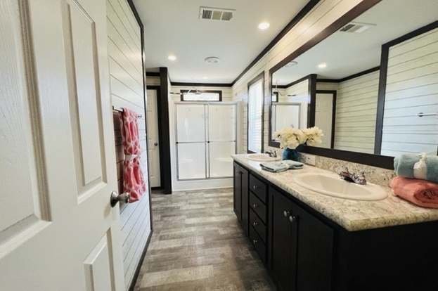 Building Photo - 833 CIMARRON-