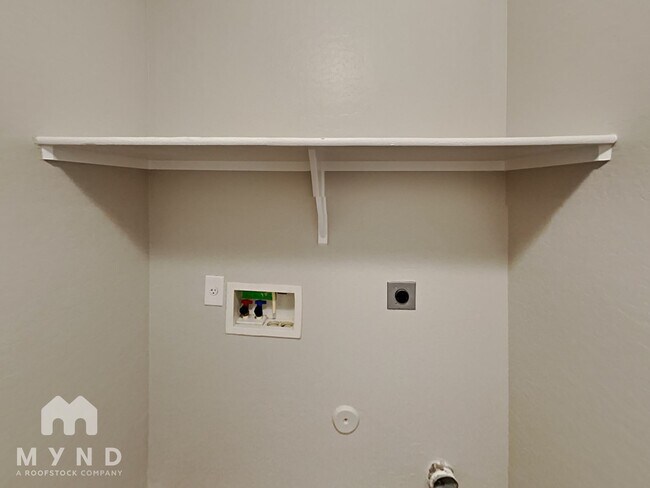 Building Photo - 10413 W Miami St