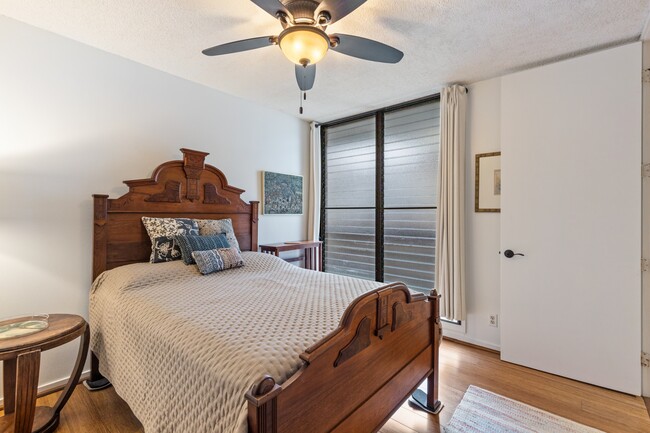 Building Photo - 1015 Aoloa Pl