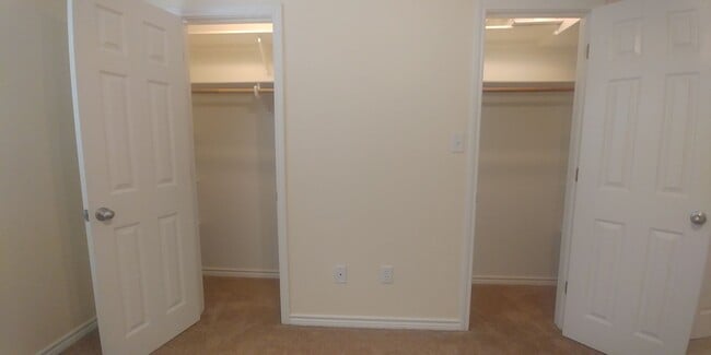 Building Photo - College Station - 1 bedroom / 1 bath - Cripple Creek Condos - IN GREAT LOCATION