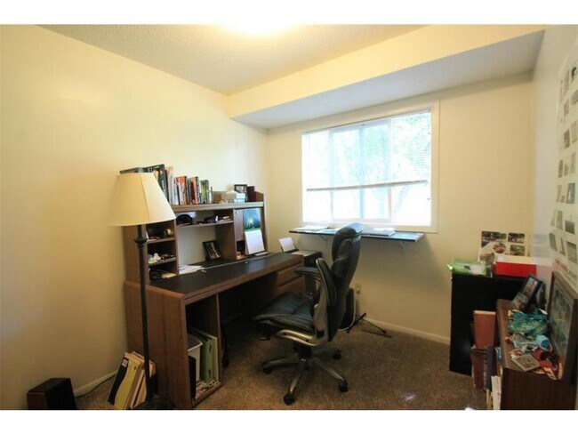 Building Photo - 949 Wescott Trail