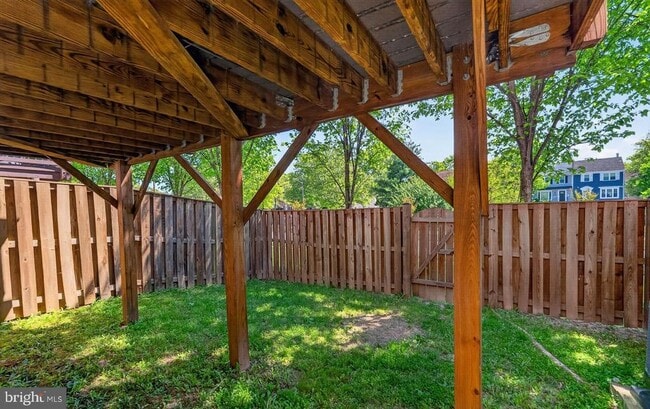 Building Photo - 7897 Carbondale Way