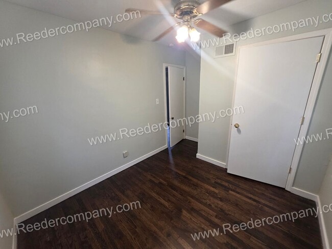 Building Photo - 3317 173rd St