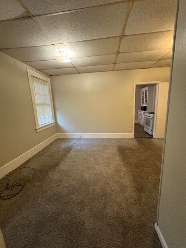 Building Photo - 3373 Vineville Ave