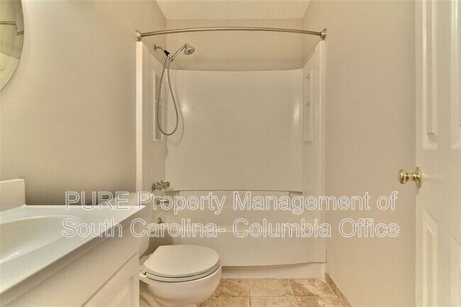 Building Photo - 213 Puller Ct