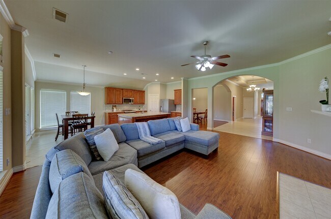 Building Photo - 13506 White Cloud Ct