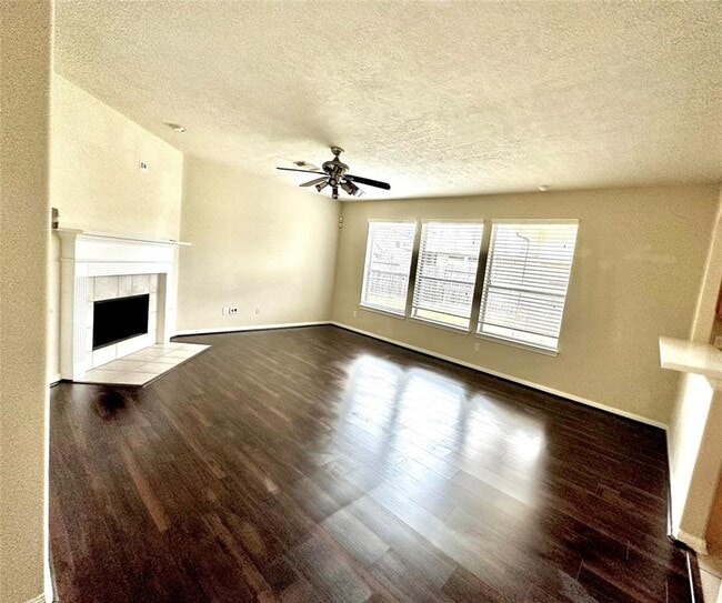 Building Photo - 3615 Shasta Ct