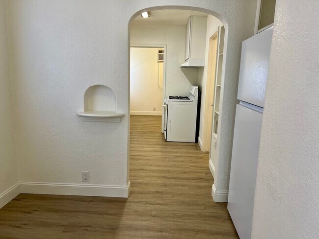 Building Photo - 1310-1314 P St