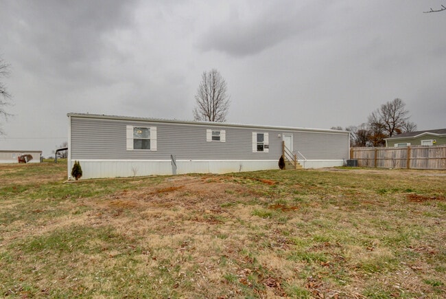Building Photo - 295 Seays Rd