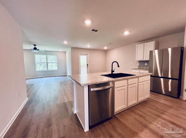 Building Photo - 1928 High Rdg Ct