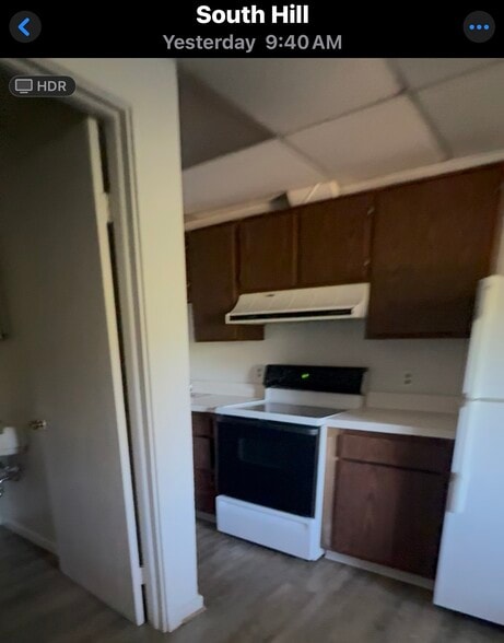 Building Photo - 1048 Danby Rd