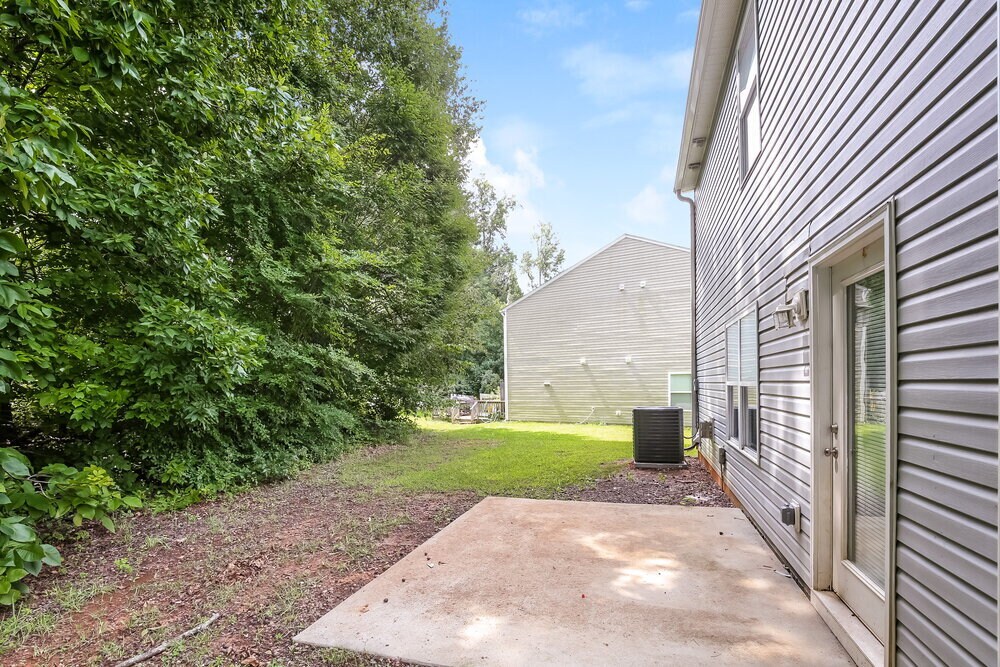 Building Photo - 3704 Sweet Birch Dr