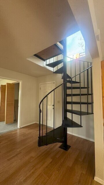 Building Photo - Live just steps from Seacliff State Beach in this unique coastal home and enjoy the ocean views f...