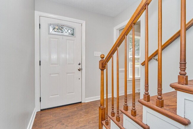Building Photo - 9395 Blacksmith Dr