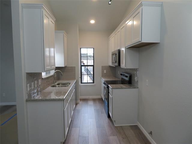 Building Photo - 2709 Stratford Ct