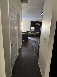 Building Photo - 1286 Sweet Pine Dr