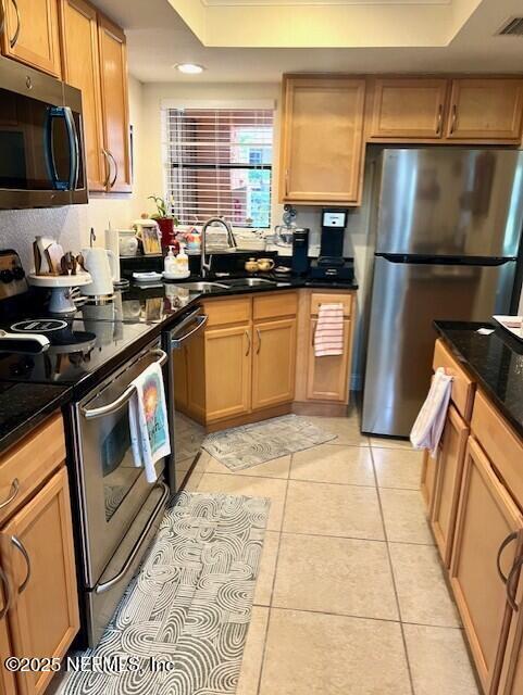 Building Photo - 854 Shoreline Cir