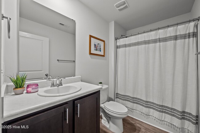 Building Photo - 387 High Ridge Ct