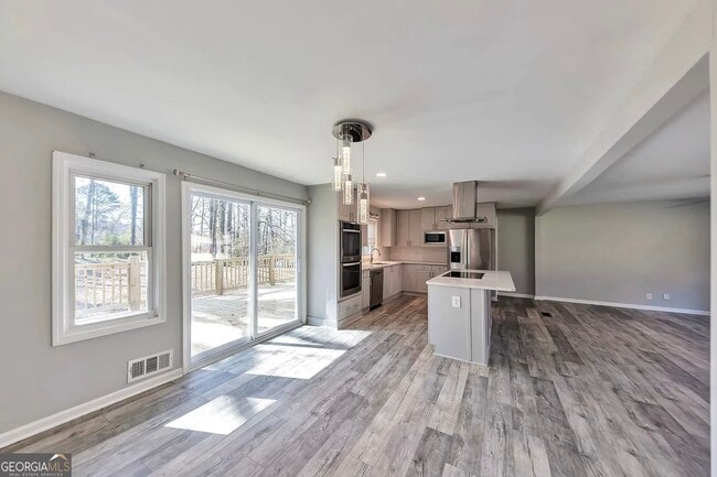 Building Photo - 2764 Veltre Pl SW