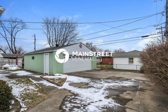 Building Photo - 3 Bedroom Pet-Friendly Home in Columbus, O...