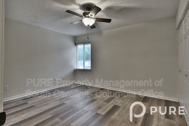 Building Photo - 301 Harbor Heights Dr