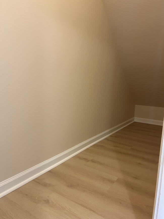 Building Photo - 128 Awendaw Way