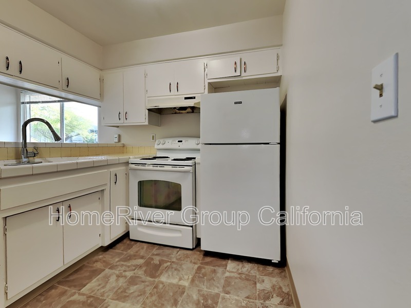 Building Photo - 5592 Keoncrest Cir
