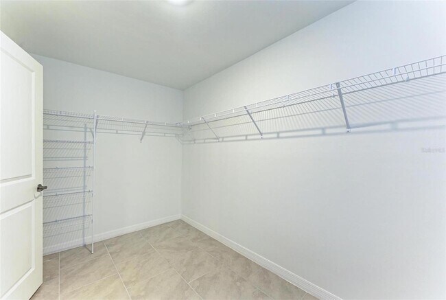 Building Photo - 1217 Birchcrest Blvd