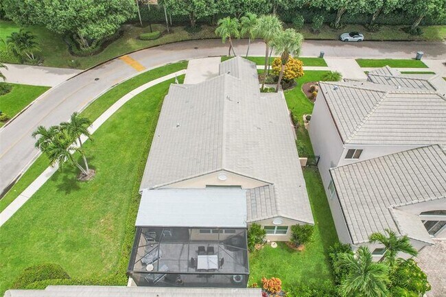 Building Photo - 7917 Travelers Tree Dr