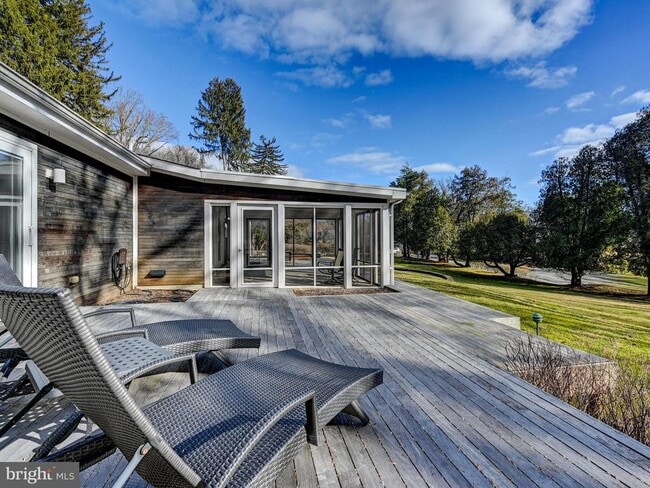 Building Photo - 6138 Barroll Rd